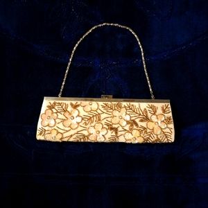 Small beaded clutch